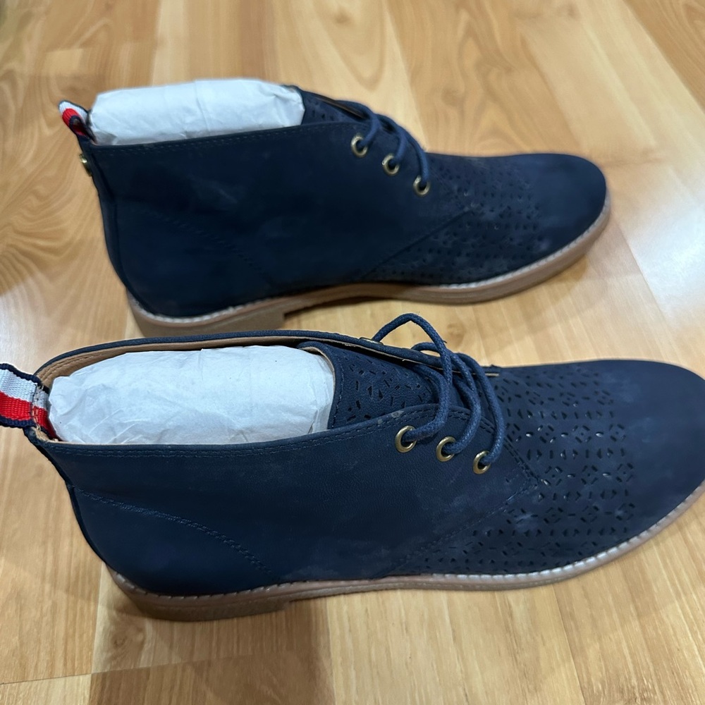 Tommy Hilfiger Dark Blue Chukka Boots
